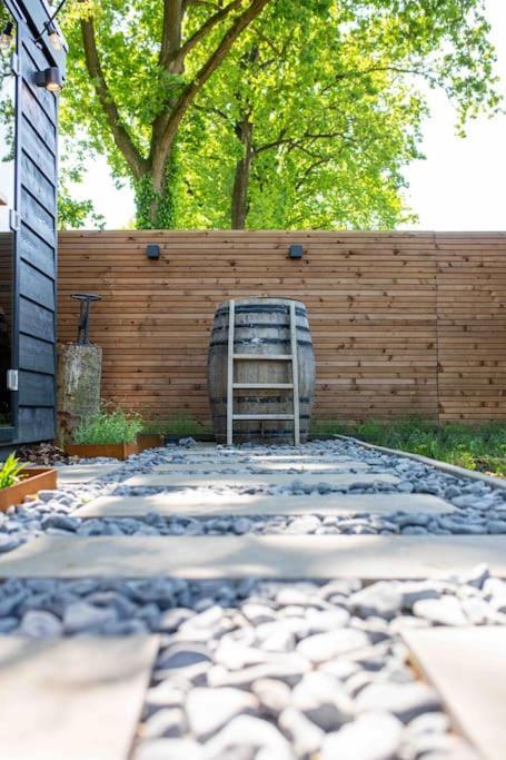 אויסטרוויק 86, Bed & Outdoor Wellness - Sauna, Hottub, Icebath & Outdoor Shower Included! מראה חיצוני תמונה