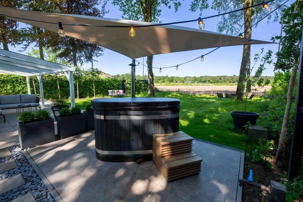 אויסטרוויק 86, Bed & Outdoor Wellness - Sauna, Hottub, Icebath & Outdoor Shower Included! מראה חיצוני תמונה
