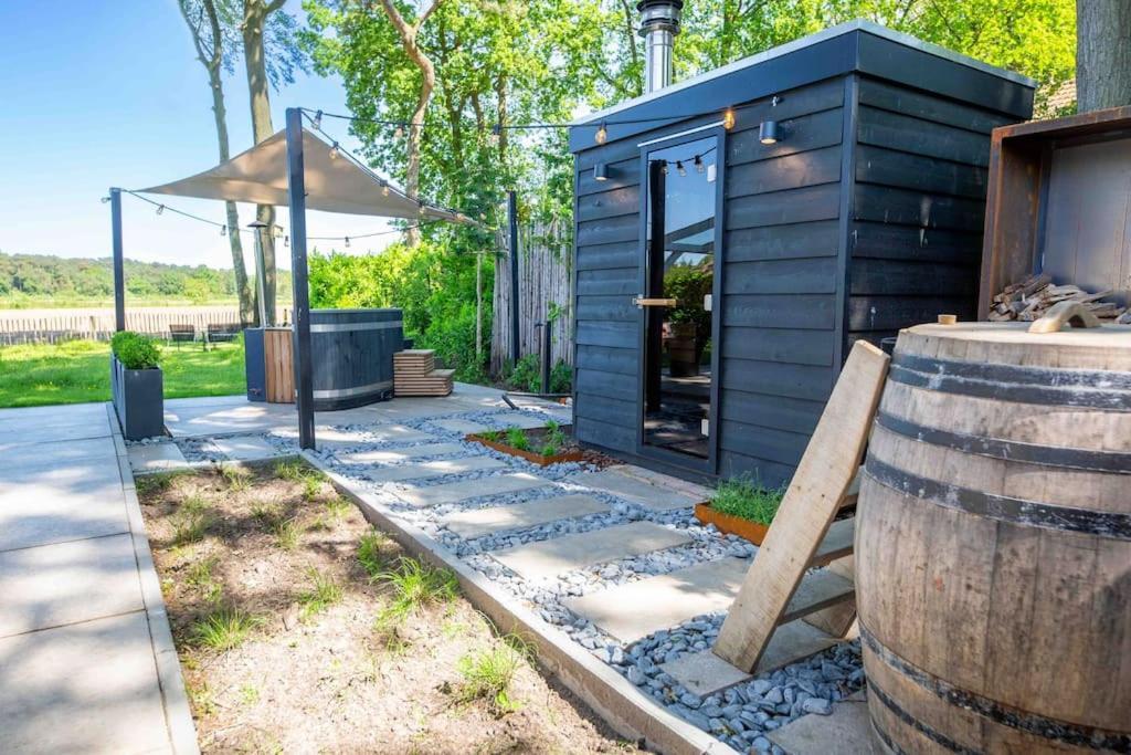 אויסטרוויק 86, Bed & Outdoor Wellness - Sauna, Hottub, Icebath & Outdoor Shower Included! מראה חיצוני תמונה