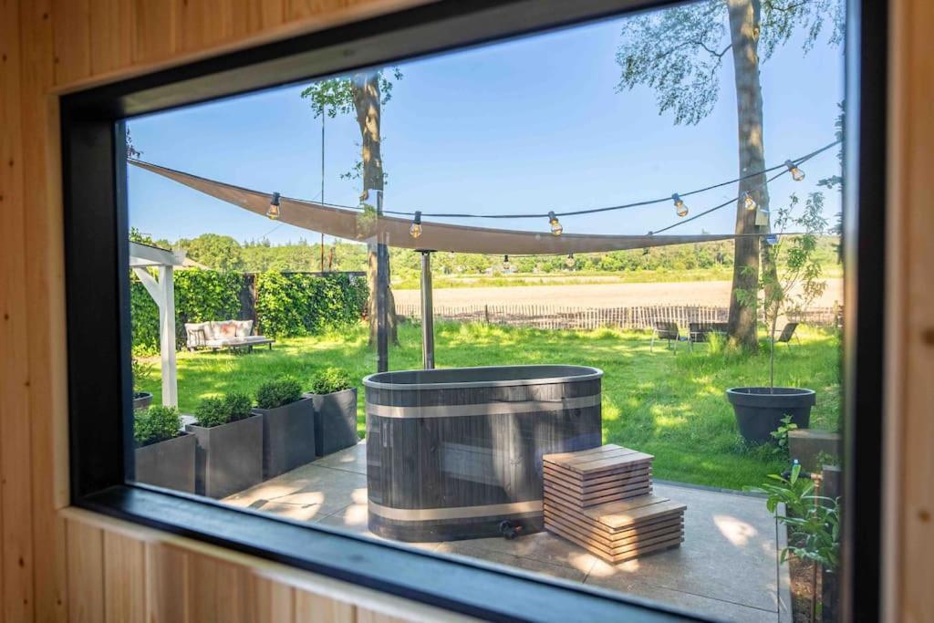 אויסטרוויק 86, Bed & Outdoor Wellness - Sauna, Hottub, Icebath & Outdoor Shower Included! מראה חיצוני תמונה